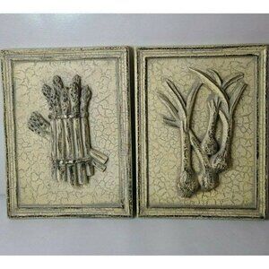 Vintage 3D Vegetables Wall Plaque Set Beige Crackled Antique Finish Mid Century